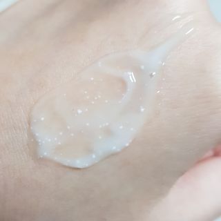 랑벨 수퍼내츄럴 아쿠아 수딩 크림 100ml — 5점을 준 리뷰어가 2022년 4월 올린 사용 사진