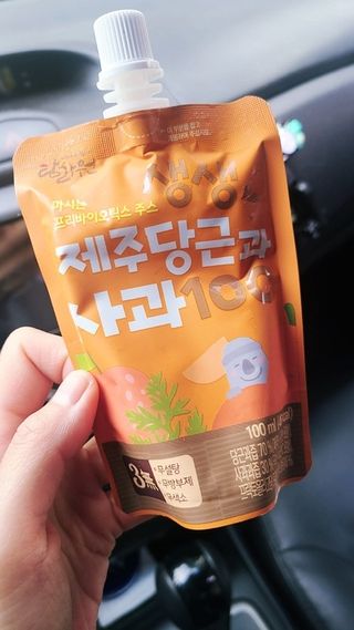 탐라원 건강 어린이 주스, 생생한 주스 3종 - 유기 감귤 주스, 당근과 사과 주스, 감귤 주스 — 5점을 준 리뷰어가 2021년 10월 올린 사용 사진