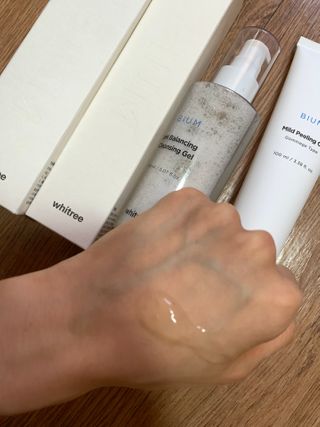 화이트리 비움 약산성 클렌징젤 ,마일드 필링젤 세트 — 3.5점을 준 리뷰어가 2021년 2월 올린 사용 사진