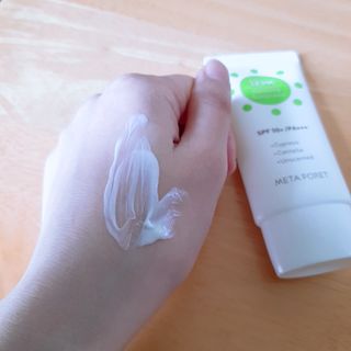 메타포레 12PM  카밍 선스크린 — 5점을 준 리뷰어가 2021년 7월 올린 사용 사진