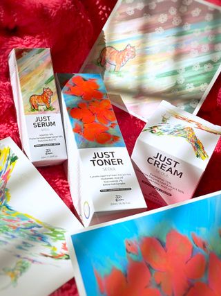 저스트 코스메틱 [JUST COSMETIC SKIN CARE SET] JUST TONER, JUST SERUM, JUST CREAM — 5점을 준 리뷰어가 2023년 5월 올린 사용 사진