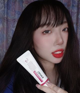 라비엘 아세로라 &amp; 스네일 뮤신 다크 스팟 케어 크림 1.7 fl oz (50ml), 스네일 뮤신 &amp; 히알루론산 — 5점을 준 리뷰어가 2022년 11월 올린 사용 사진