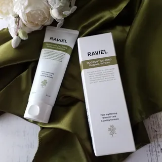 라비엘 머그워트 그린머드 팩투폼 페이스 클렌저, 4.1fl oz(120ml), 2-in-1 멀티 클렌저 — 5점을 준 리뷰어가 2022년 9월 올린 사용 사진