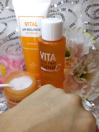 Vita Snail Trio Set [First Essence, Cream, Gel Cleanser] — 5점을 준 리뷰어가 2021년 9월 올린 사용 사진