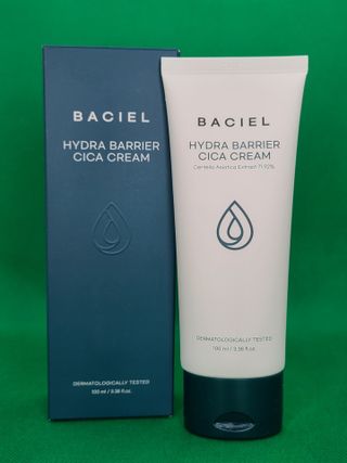 바시엘 BACIEL 바시엘 하이드라 베리어 시카 크림 — 5점을 준 리뷰어가 2021년 6월 올린 사용 사진
