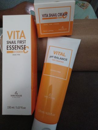 Vita Snail Trio Set [First Essence, Cream, Gel Cleanser] — 5점을 준 리뷰어가 2021년 8월 올린 사용 사진