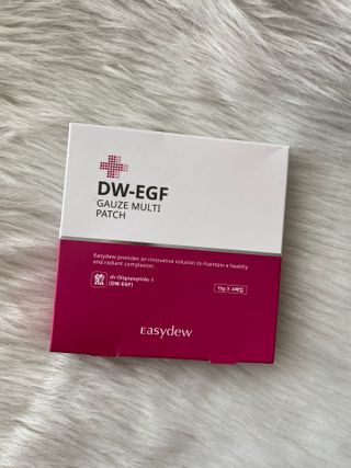 이지듀 DW-EGF 멀티 페이셜 시트 마스크 - 0.53 FL OZ 4EA — 5점을 준 리뷰어가 2021년 8월 올린 사용 사진