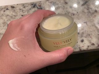 VELY VELY Yuja C-tamin Cream — 5점을 준 리뷰어가 2021년 5월 올린 사용 사진