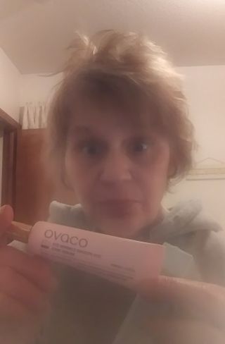 오바코 ovaco eye wrinkle smooth out serum — 5점을 준 리뷰어가 2022년 2월 올린 사용 사진