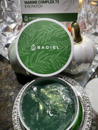 바시엘 BACIEL [바시엘] 딥씨 마린 콤플렉스 73 아이패치 — 5점을 준 리뷰어가 2021년 11월 올린 사용 사진