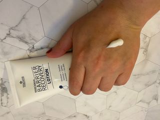 트리티스 [TREATIS] Barrier Recovery Lotion 200ml — 4점을 준 리뷰어가 2021년 3월 올린 사용 사진