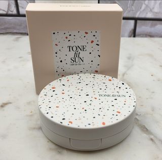 TONEfitSUN 쿠션 12g 비건 톤업 선쿠션 한국산 SPF 50+/ PA++++ — 4.5점을 준 리뷰어가 2023년 2월 올린 사용 사진