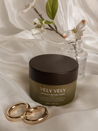 VELY VELY Artemisia Return Cream — 5점을 준 리뷰어가 2021년 4월 올린 사용 사진