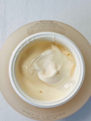 Jutanhak 안티에이징 멜라 크림 50ml / 1.69oz 잡티 &amp; 다크 스팟 케어 하이드레이팅 크림 — 3점을 준 리뷰어가 2022년 11월 올린 사용 사진