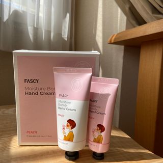 파시 FASCY 高保湿ハンドクリーム40ml+80ml セット — 5점을 준 리뷰어가 2021년 9월 올린 사용 사진