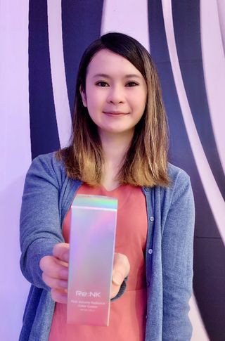 Re:NK 리엔케이 핑크 볼륨 래디언스 컬러크림 — 5점을 준 리뷰어가 2021년 11월 올린 사용 사진