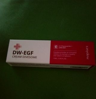 이지듀 Easydew DW-EGF 크림 Divesome 0.5 fl oz — 5점을 준 리뷰어가 2021년 9월 올린 사용 사진