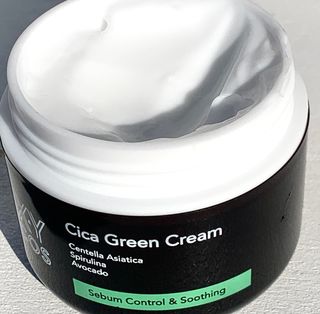 Cica Green Line [Toner, Serum, Cream] — 5점을 준 리뷰어가 2021년 9월 올린 사용 사진