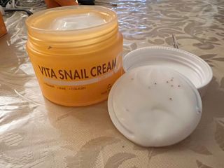 [THE SKIN HOUSE] Vita Snail Cream — 5점을 준 리뷰어가 2022년 3월 올린 사용 사진