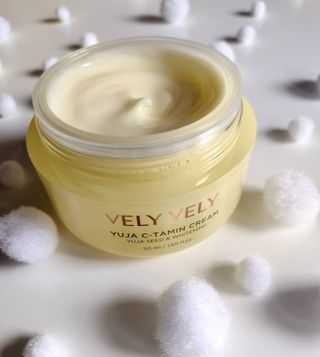 VELY VELY Yuja C-tamin Cream — 5점을 준 리뷰어가 2021년 4월 올린 사용 사진