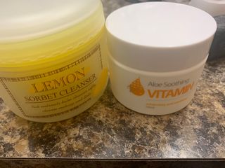 [THE SKIN HOUSE] Lemon Sorbet Cleanser, Aloe Soothing Vitamin Gel — 2.5점을 준 리뷰어가 2021년 12월 올린 사용 사진