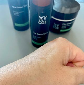 Cica Green Line [Toner, Serum, Cream] — 3.5점을 준 리뷰어가 2021년 9월 올린 사용 사진