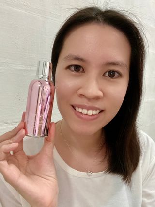 Re:NK 리엔케이 핑크 볼륨 래디언스 컬러크림 — 5점을 준 리뷰어가 2021년 11월 올린 사용 사진
