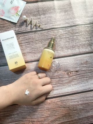 레베코코 골든드립 더마 AI 크림 59 Vietnam — 4.5점을 준 리뷰어가 2021년 8월 올린 사용 사진