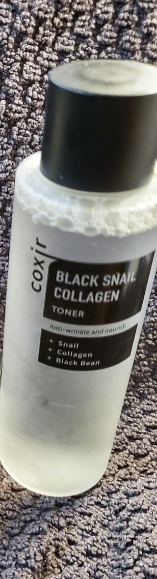 [Coxir] Black Snail Collagen Toner — 5점을 준 리뷰어가 2021년 12월 올린 사용 사진