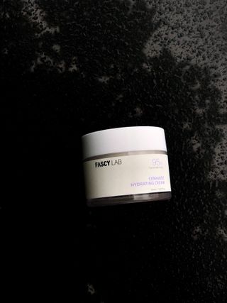 파시랩 USA_[FASCY LAB] 세라마이드 하이드레이팅 크림 — 5점을 준 리뷰어가 2021년 10월 올린 사용 사진