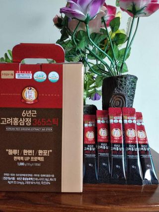 정원삼 6년근 고려홍삼정 365스틱 — 5점을 준 리뷰어가 2021년 11월 올린 사용 사진