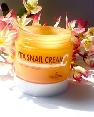 [THE SKIN HOUSE] Vita Snail Cream — 4.5점을 준 리뷰어가 2022년 4월 올린 사용 사진