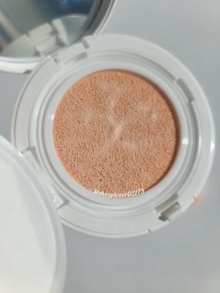 TONEfitSUN 쿠션 12g 비건 톤업 선쿠션 한국산 SPF 50+/ PA++++ — 5점을 준 리뷰어가 2023년 2월 올린 사용 사진