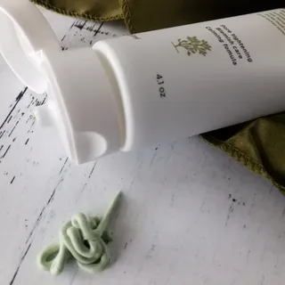 라비엘 머그워트 그린머드 팩투폼 페이스 클렌저, 4.1fl oz(120ml), 2-in-1 멀티 클렌저 — 5점을 준 리뷰어가 2022년 9월 올린 사용 사진
