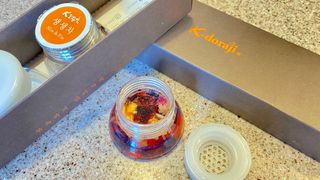 K-doraji PSI TEA Infuser Water Bottle, Easy Tea Making with Cute Tea Infuser, cold brew tea — 5점을 준 리뷰어가 2021년 7월 올린 사용 사진
