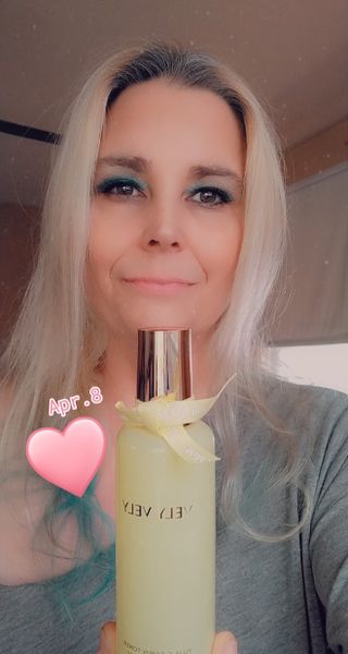VELY VELY Yuja C-Tamin Toner — 5점을 준 리뷰어가 2021년 4월 올린 사용 사진
