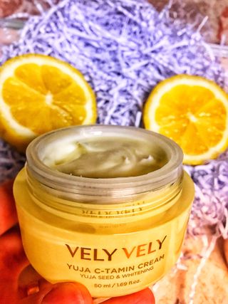 VELY VELY Yuja C-tamin Cream — 4.5점을 준 리뷰어가 2021년 5월 올린 사용 사진