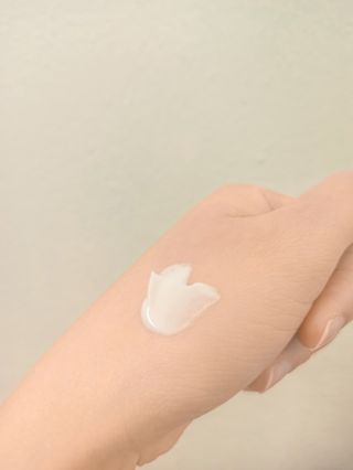 라벨영 비타민 우유미백크림 — 4.5점을 준 리뷰어가 2023년 10월 올린 사용 사진