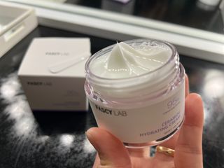 파시랩 USA_[FASCY LAB] 세라마이드 하이드레이팅 크림 — 4점을 준 리뷰어가 2021년 10월 올린 사용 사진
