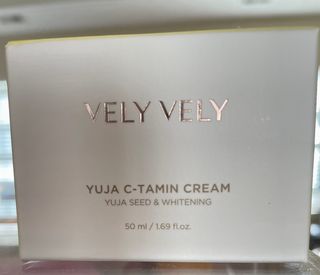 VELY VELY Yuja C-tamin Cream — 5점을 준 리뷰어가 2021년 4월 올린 사용 사진