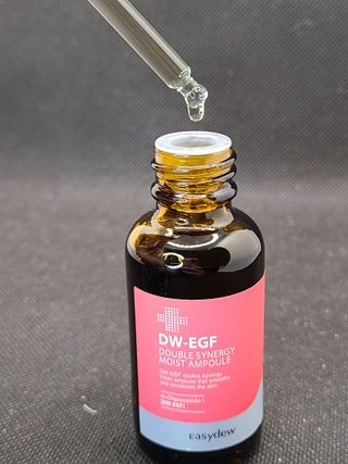 이지듀 이지 듀 DW-EGF 더블 시너지 모이스트 / 퍼밍 앰플 — 4점을 준 리뷰어가 2021년 3월 올린 사용 사진