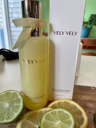 VELY VELY Yuja C-Tamin Toner — 5점을 준 리뷰어가 2021년 4월 올린 사용 사진