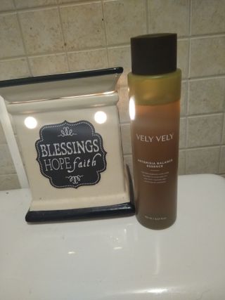 VELY VELY Artemisia Balance Essence — 5점을 준 리뷰어가 2021년 4월 올린 사용 사진
