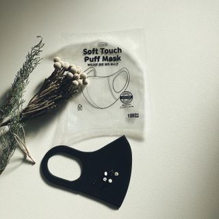 세탁하고 몇 번 사용할 수 있는 위생적인 소프트 마스크(소프트 퍼프 원단/흡한 원단) — 5점을 준 리뷰어가 2022년 1월 올린 사용 사진