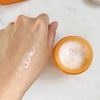 [THE SKIN HOUSE] Vita Snail Cream — 5점을 준 리뷰어가 2022년 4월 올린 사용 사진