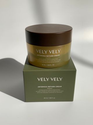 VELY VELY Artemisia Return Cream — 5점을 준 리뷰어가 2021년 4월 올린 사용 사진