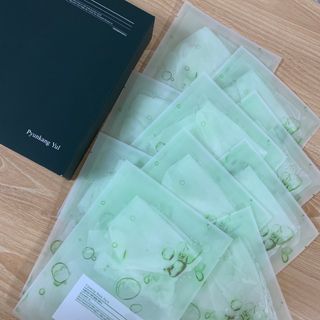 Pyunkang Yul 편강 율 진정 수분 강화 토너 150ml & 진정 마스크팩 10ea — 4점을 준 리뷰어가 2021년 10월 올린 사용 사진