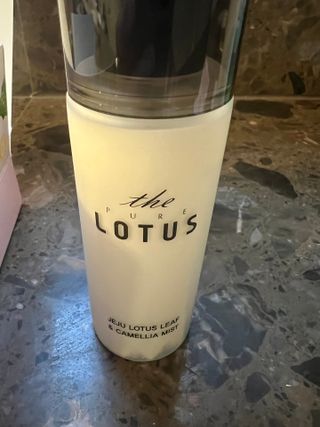 더 퓨어 로터스 제주 식물 선크림 / 제주 연잎 &amp; 동백 미스트 / 순수한 연꽃 어메니티 세트 — 5점을 준 리뷰어가 2022년 7월 올린 사용 사진
