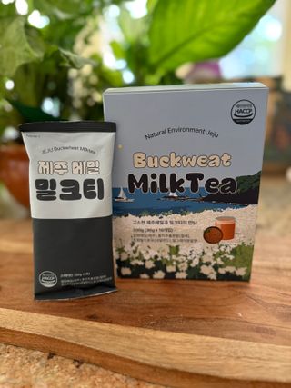 느랑풀 USA_ [neurangpul] JEJU BUCKWHEAT MILKTEA 30g*10 — 5점을 준 리뷰어가 2025년 8월 올린 사용 사진