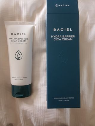바시엘 BACIEL 바시엘 하이드라 베리어 시카 크림 — 5점을 준 리뷰어가 2021년 5월 올린 사용 사진